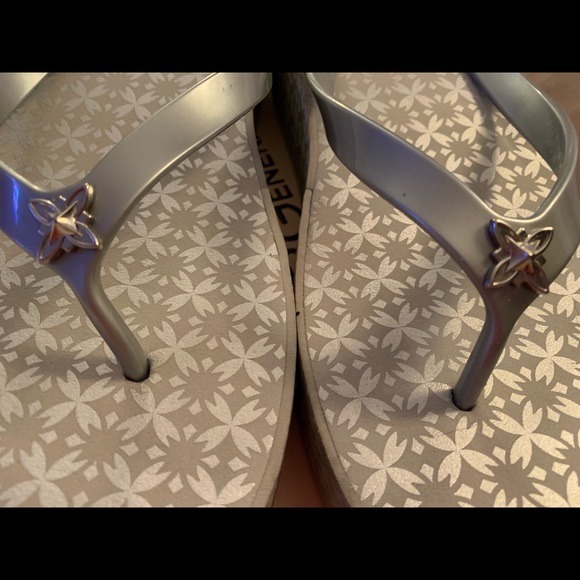 BCBG - Picture 4 of 8